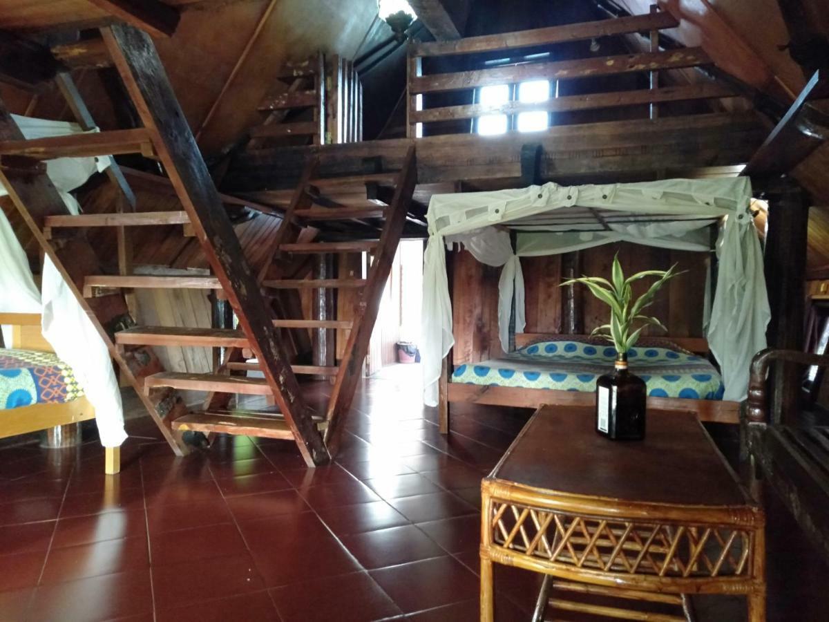 Bagus Bay Homestay Тук Тук Екстериор снимка