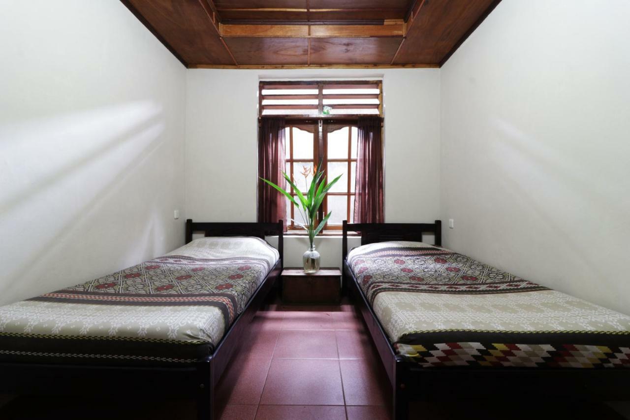 Bagus Bay Homestay Тук Тук Екстериор снимка