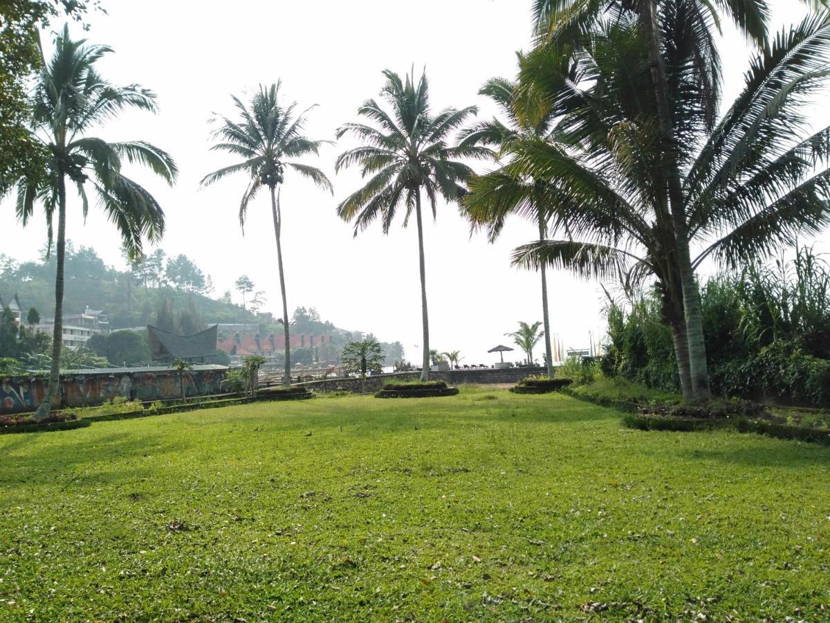Bagus Bay Homestay Тук Тук Екстериор снимка